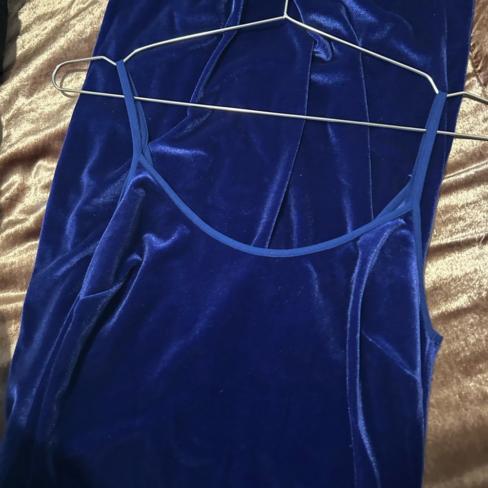 Blue Velvet midi dress